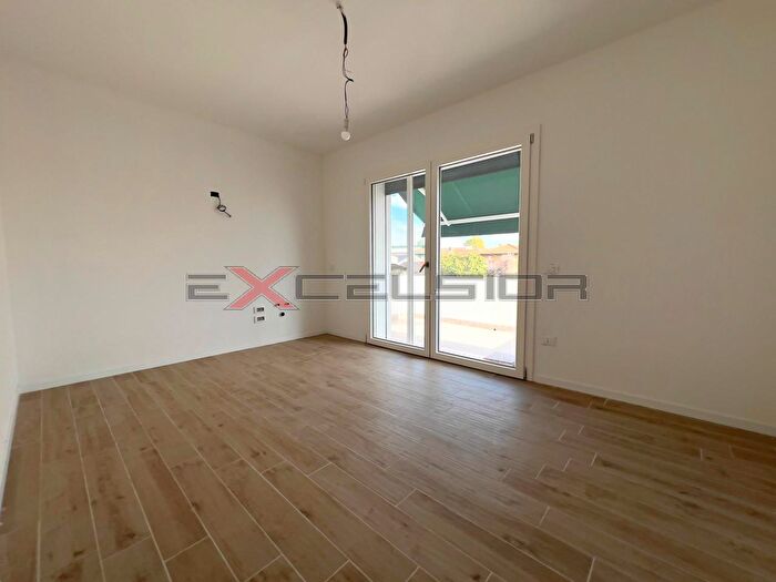 Appartamento bilocale in vendita in Via G Matteotti N Bis Cavarzere Ve, Cavarzere