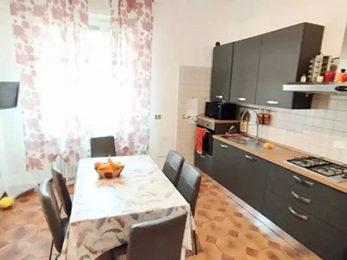 Casa con 5 locali in affitto in Mantova