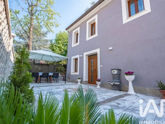 Casa con 7 locali in vendita in Via San Giovanni Lupatoto, Verona