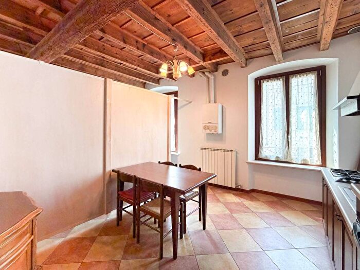 Appartamento monolocale in affitto in Veronetta, Verona