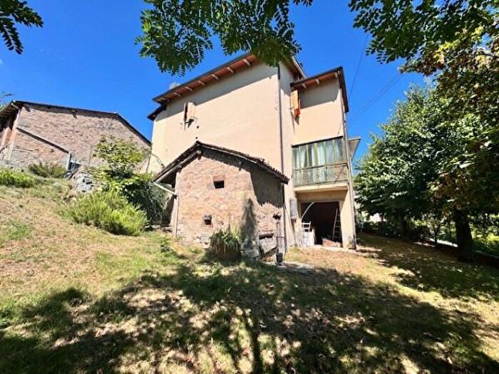 Appartamento quadrilocale in vendita in Via Giugnano, Gaggio Montano