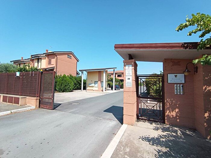 Casa trilocale in affitto in Via Camporeale, Provincia Nuova Ospedale, Foggia