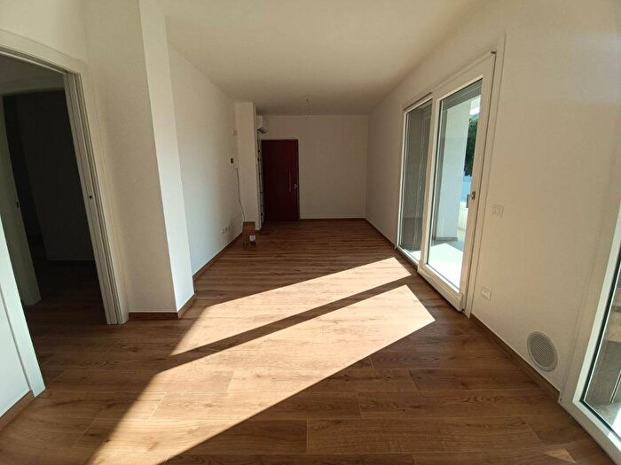 Appartamento trilocale in affitto in Via Marcolini, Baia Flaminia, Pesaro