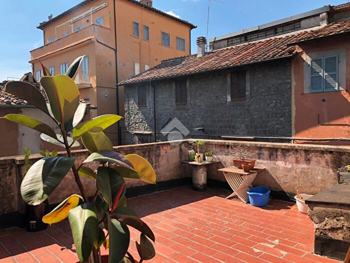 Appartamento bilocale in vendita in Via Chiusa, Viterbo
