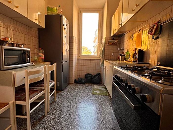 Appartamento con 5 locali in affitto in Via Polesine, Bologna, Roma