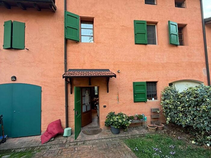 Casa quadrilocale in affitto in Via Montechiaro, Sasso Marconi