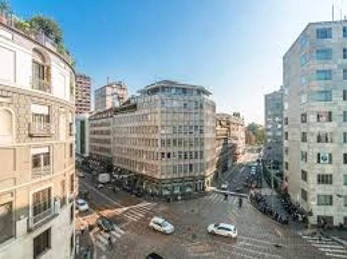 Appartamento monolocale in affitto in Via Filippo Turati, Milano