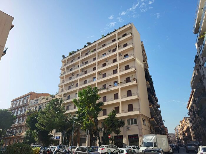 Appartamento con 6 locali in vendita in Guardione, Palermo