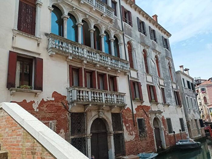 Appartamento quadrilocale in vendita in Venezia
