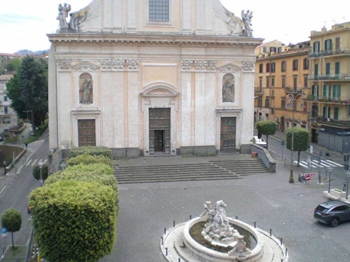 Appartamento bilocale in affitto in Piazza San Barnaba, Centro, Marino