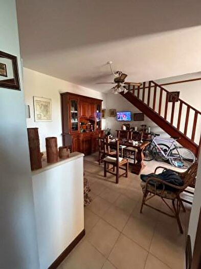 Appartamento trilocale in vendita in Via Fratelli Rosselli, Luni