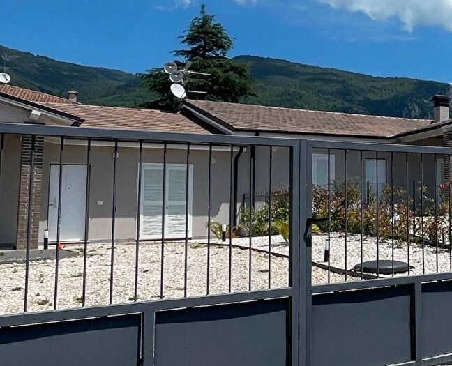 Casa quadrilocale in vendita in Via Gabelletta Terni, Terni