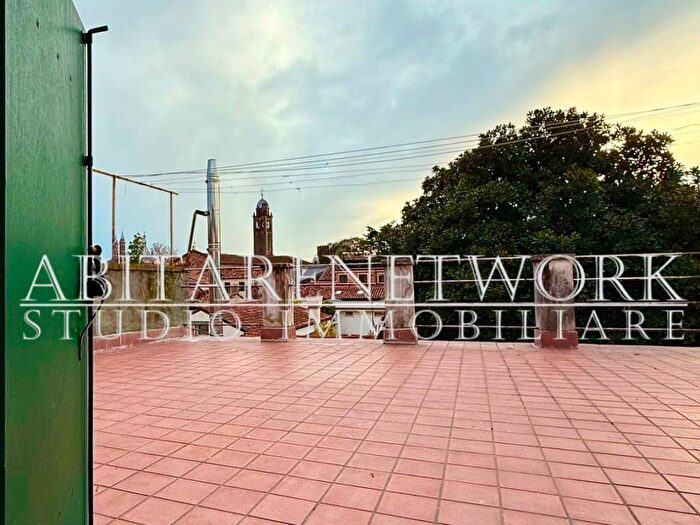 Appartamento con 6 locali in affitto in Santa Sofia Altinate, Padova