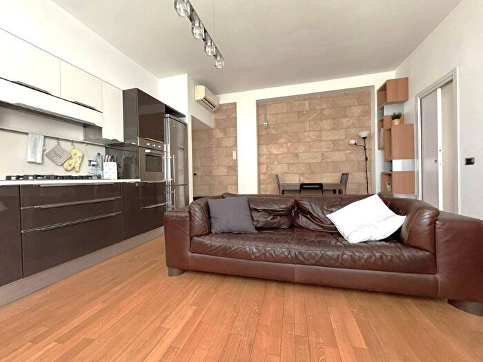 Appartamento bilocale in affitto in Corso Lodi, Lodi Brenta, Milano