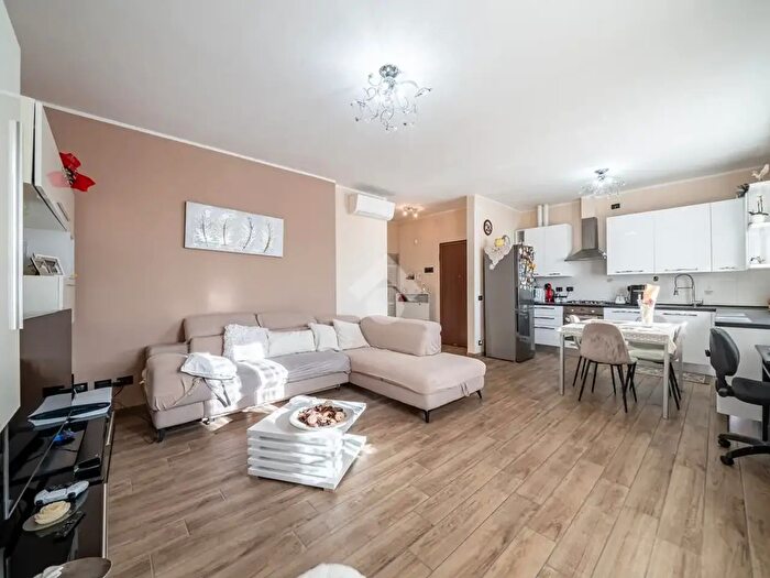 Appartamento quadrilocale in vendita in Via Giardini Sud, Formigine