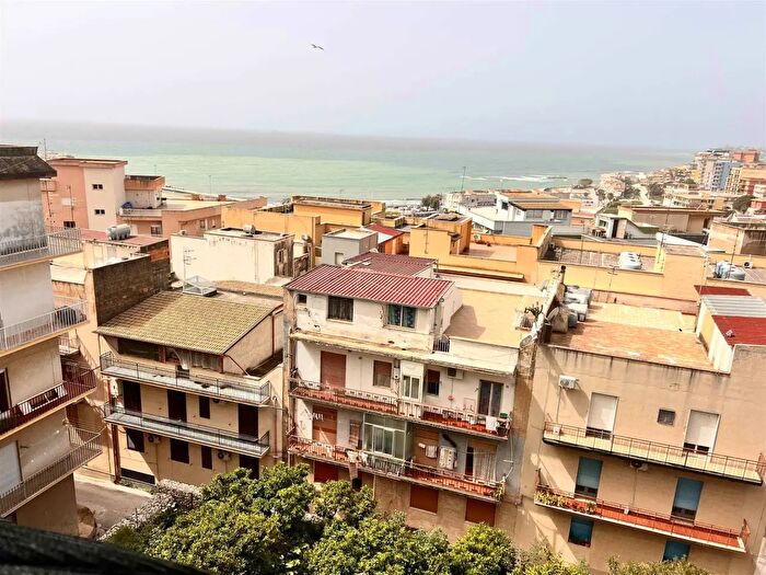 Appartamento con 5 locali in vendita in Via Mori, Sciacca