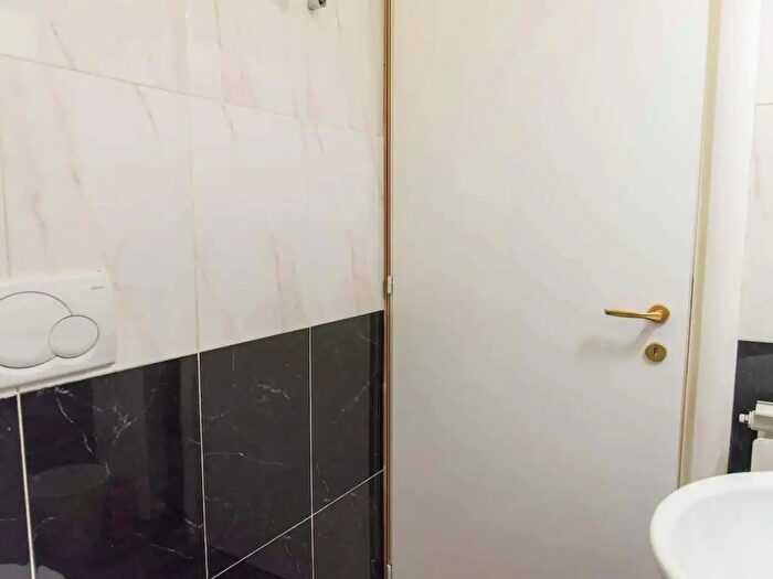 Appartamento monolocale in affitto in Via Napoleone III, Roma