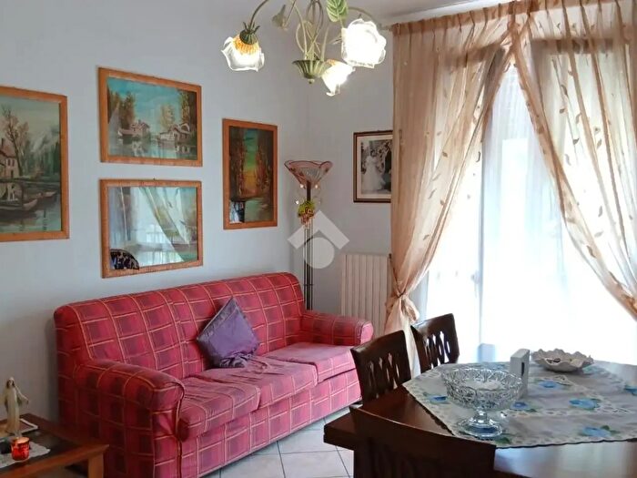 Appartamento trilocale in affitto in Via Roma, Saccolongo