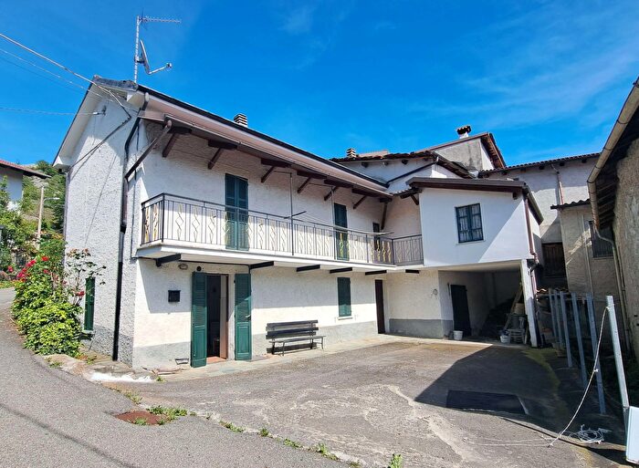 Casa con 5 locali in vendita in Rocchetta di Spigno, Spigno Monferrato