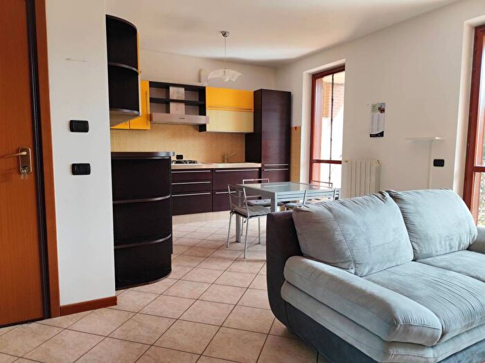 Appartamento bilocale in affitto in Via Giacomo Matteotti, Gessate