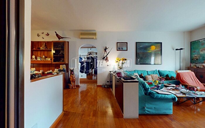 Appartamento quadrilocale in vendita in Via Francesco Zanardi, Bologna