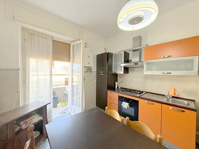 Appartamento quadrilocale in vendita in Lerici