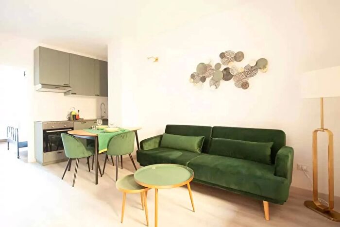 Appartamento monolocale in affitto in Via della Commenda, Milano