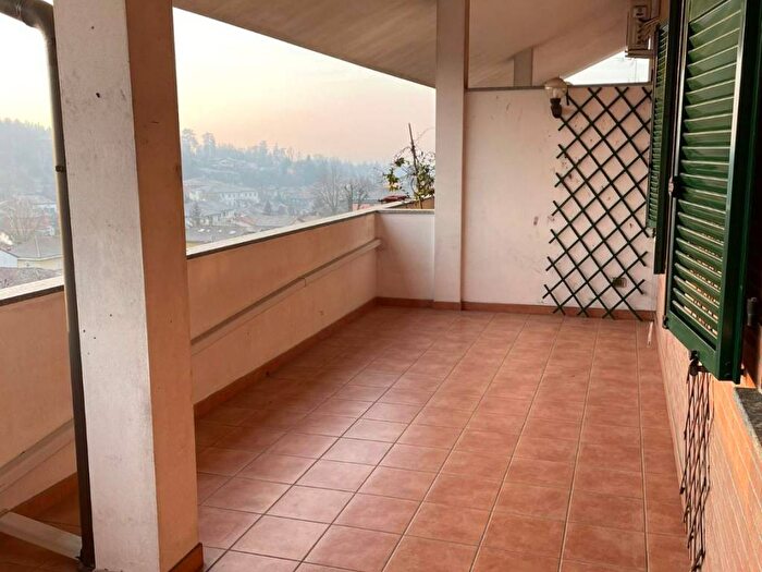 Appartamento con 6 locali in affitto in Via Bricco Roveda, Valle San Bartolomeo, Alessandria