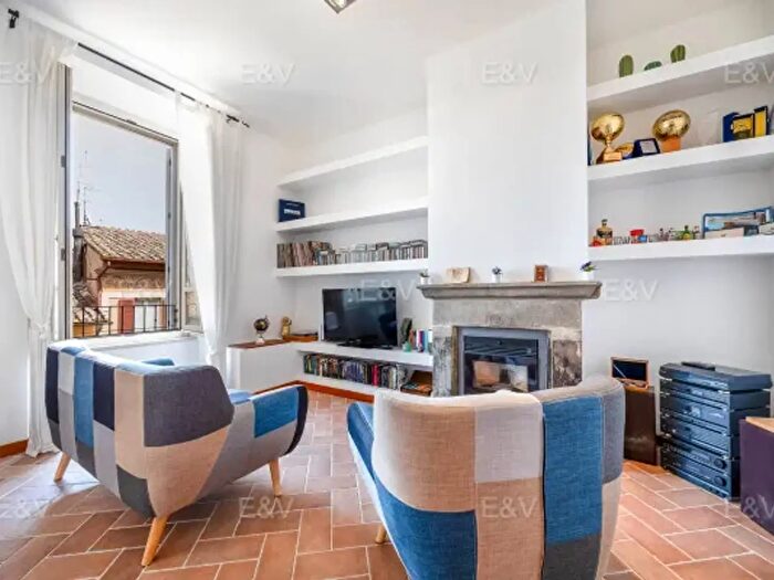 Appartamento quadrilocale in vendita in Via del Cortone, Perugia