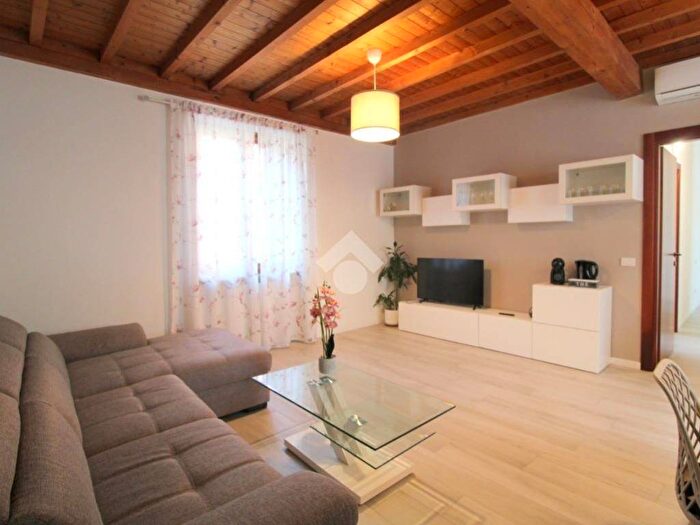 Appartamento bilocale in affitto in Via Pregnana, San Carlo San Paolo, Rho