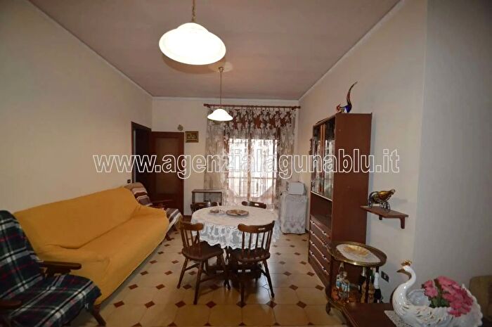 Casa trilocale in vendita in Via Roma, Mazara Del Vallo