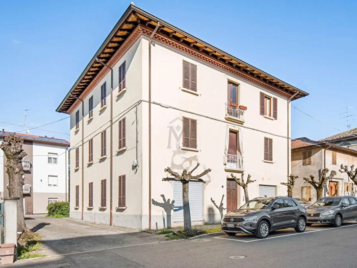 Appartamento trilocale in vendita in Giovanni Crocioni, Albinea