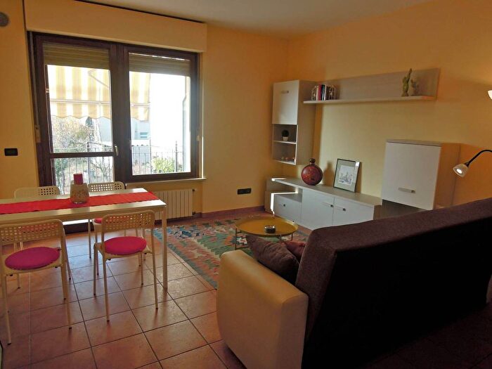 Appartamento bilocale in affitto in Via Andezeno, Semicentro, Chieri