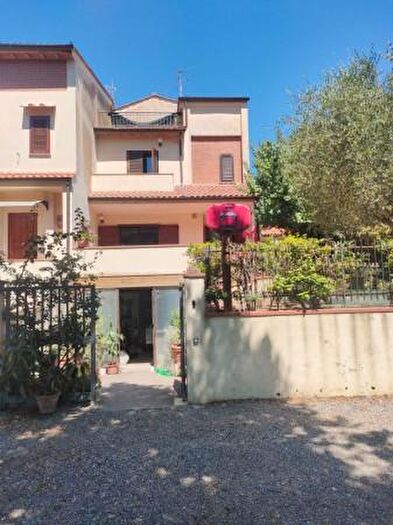 Casa con 6 locali in vendita in Via Ripe, Montespertoli