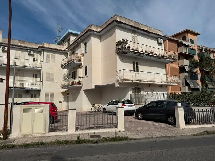 Appartamento quadrilocale in vendita in Via Calamaro, Villafranca Tirrena