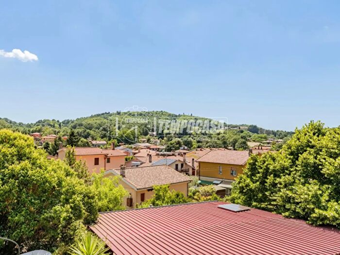 Appartamento quadrilocale in vendita in Via Andreoli, Canale Monterano
