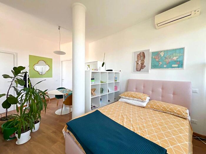 Appartamento in affitto in Via Molino delle Armi, Ticinese, Milano