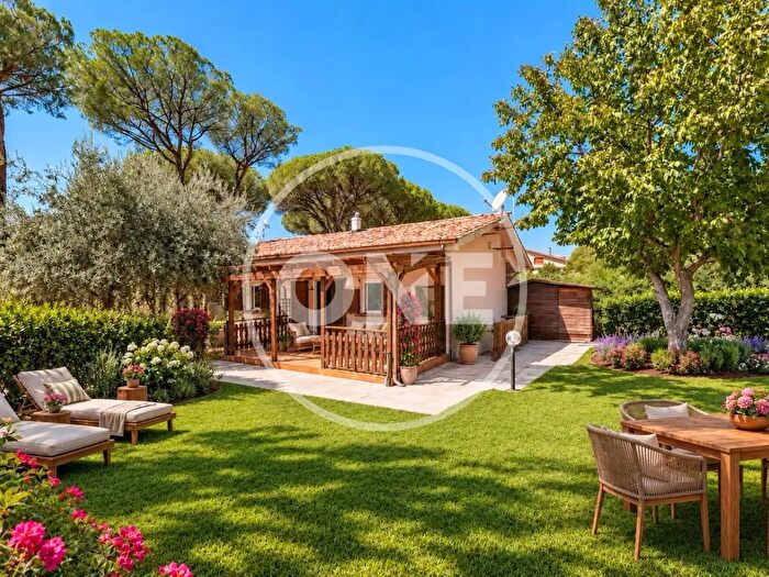 Casa trilocale in vendita in Via Caldarola, Roma