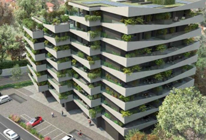 Appartamento quadrilocale in vendita in Via Toscana, Bologna