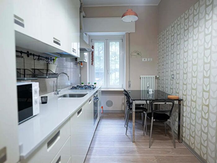 Appartamento monolocale in affitto in Viale Caterina da Forlì, Milano