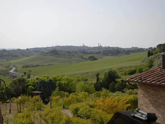 Appartamento trilocale in vendita in Siena