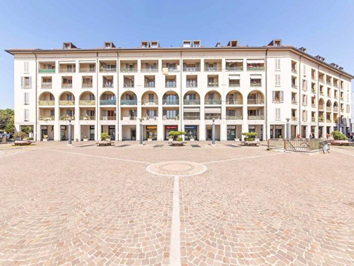 Appartamento in affitto in Piazza Aldo Moro, Centro, Bollate