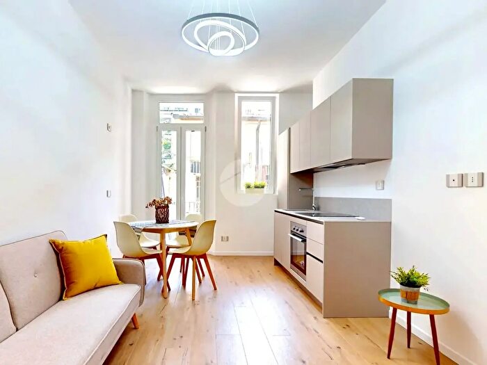 Appartamento monolocale in vendita in Via Eugenio Carpi, Milano