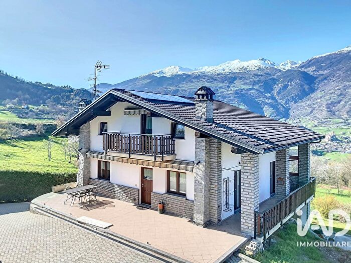 Casa con 6 locali in vendita in Frazione Caouz, Aymavilles