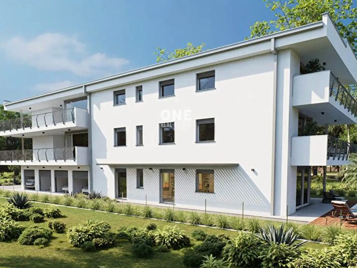Appartamento trilocale in vendita in Via Stelvio, Bellusco