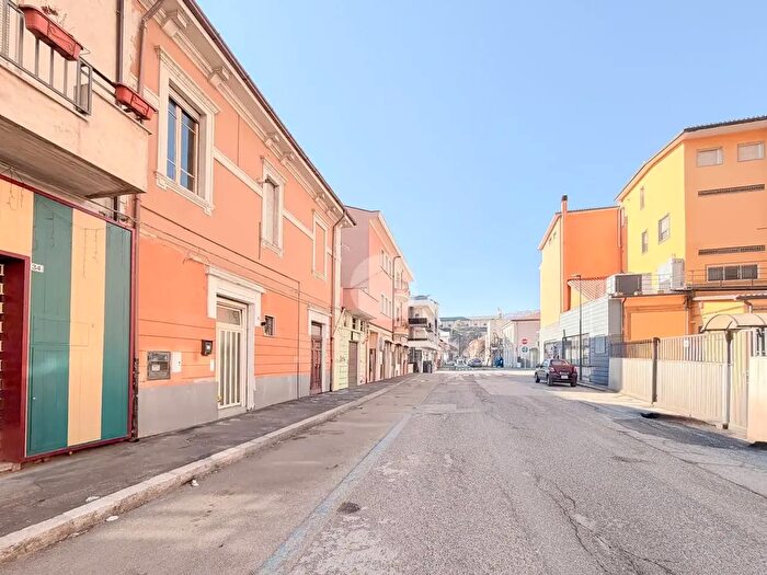 Casa trilocale in vendita in Via Monte Zebio, Avezzano