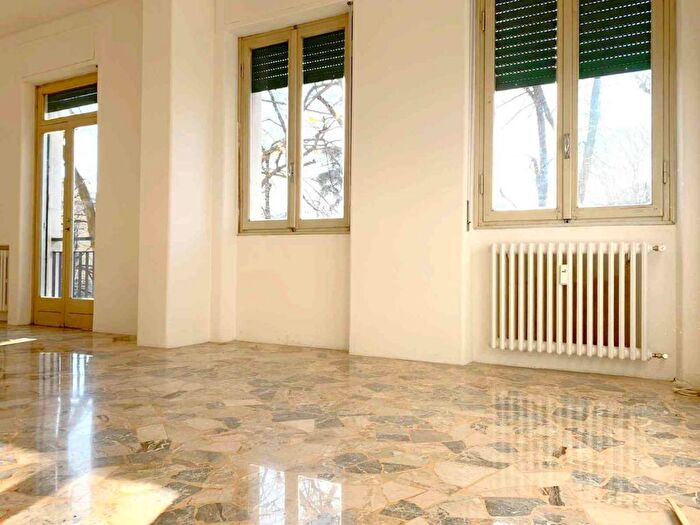 Appartamento trilocale in affitto in Via Fratelli Ugoni, Solferino Diaz, Brescia