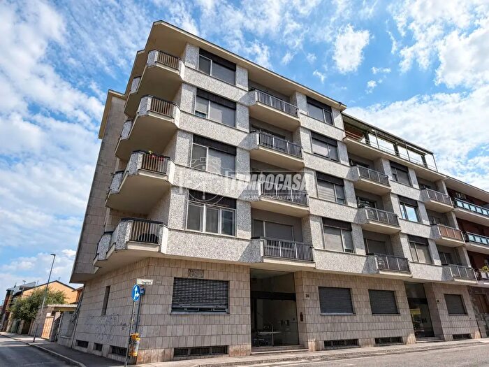 Appartamento trilocale in vendita in Via Cagliari, Nichelino