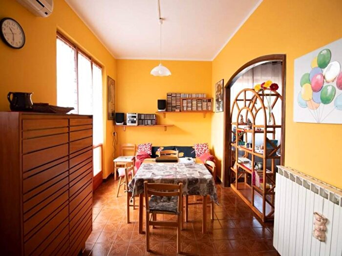 Appartamento trilocale in affitto in Via Giuseppe Nasalli Rocca, Dante Cheope, Piacenza