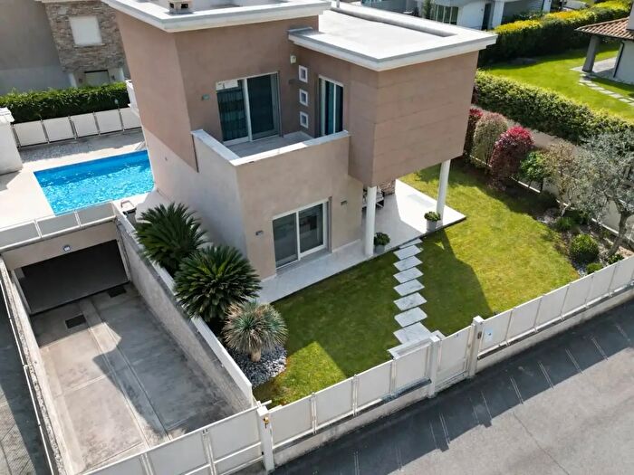 Casa con 5 locali in vendita in Via Rovadella, Padenghe Sul Garda